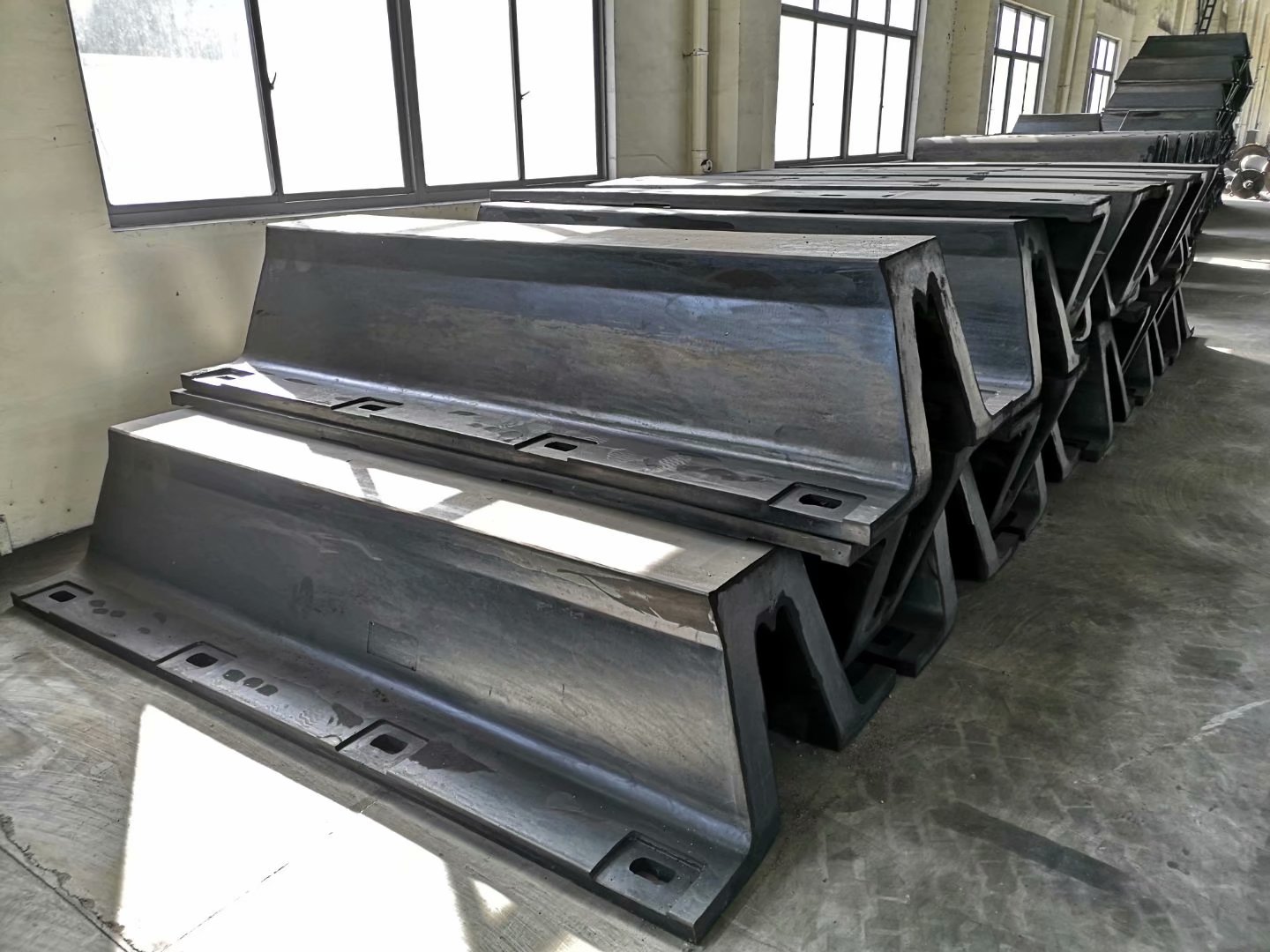 SA(DA)型橡膠護(hù)舷