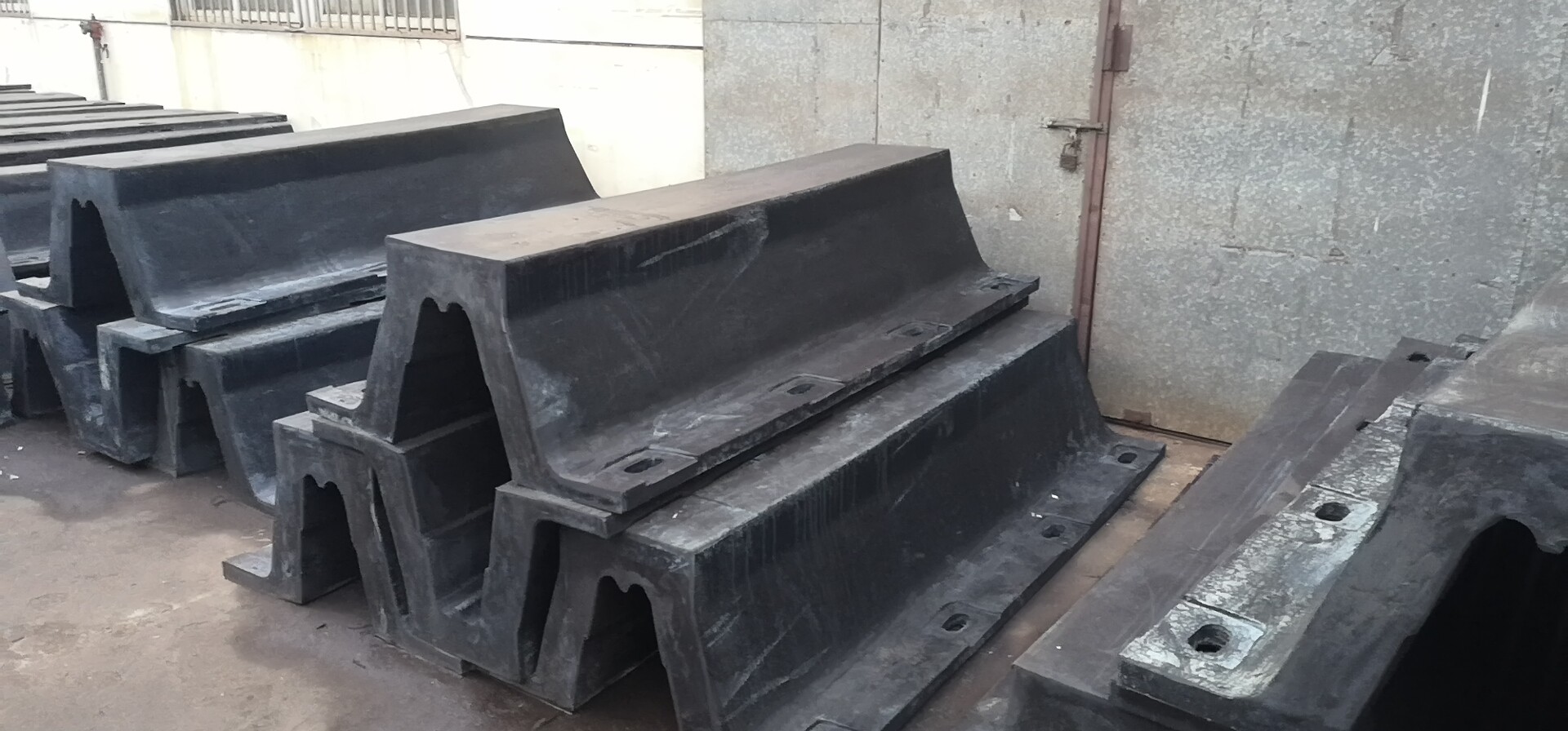 SA(DA)型橡膠護(hù)舷