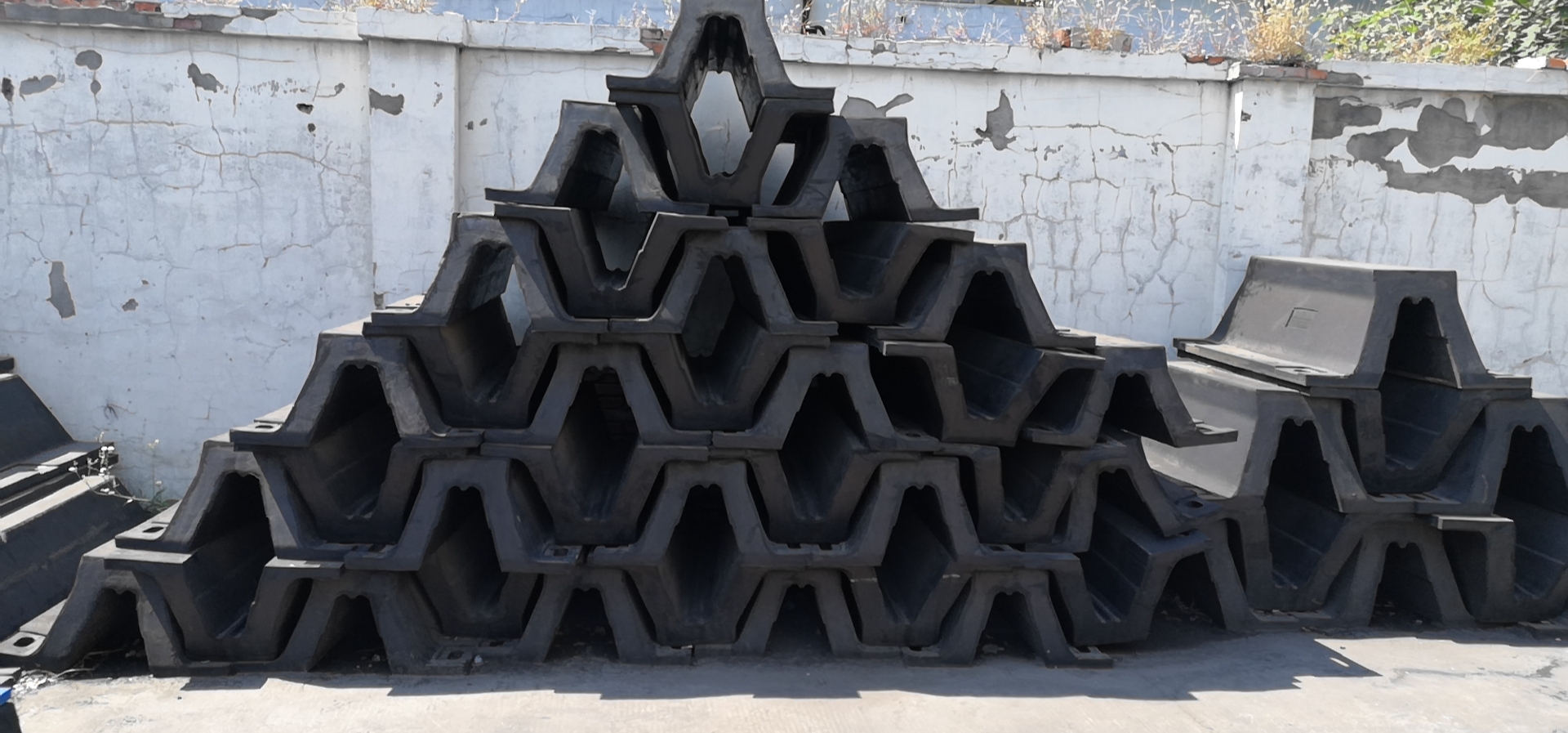 SA(DA)型橡膠護(hù)舷