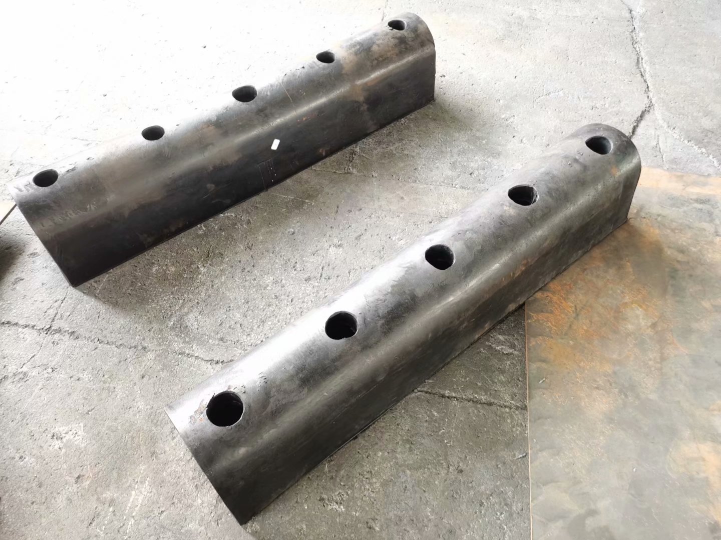 D型橡膠護(hù)舷