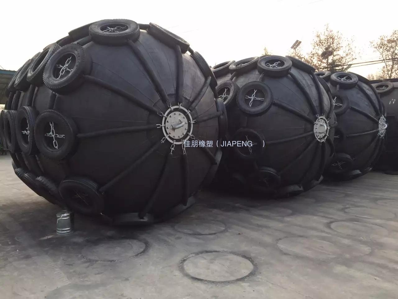 漂浮型橡膠護舷（橡膠氣囊）